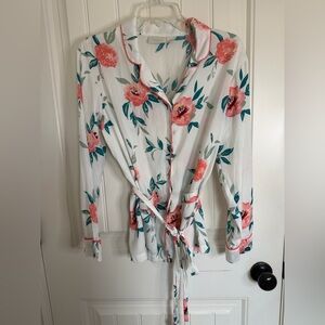Nordstrom Lingerie Wrap Floral pajama top